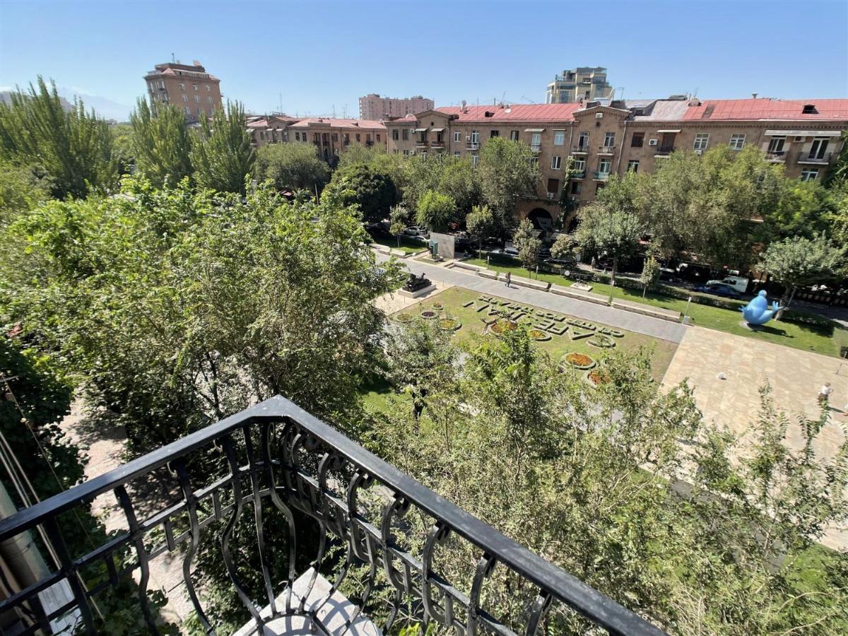 Apartment Called Cascade Yerevan Ngoại thất bức ảnh